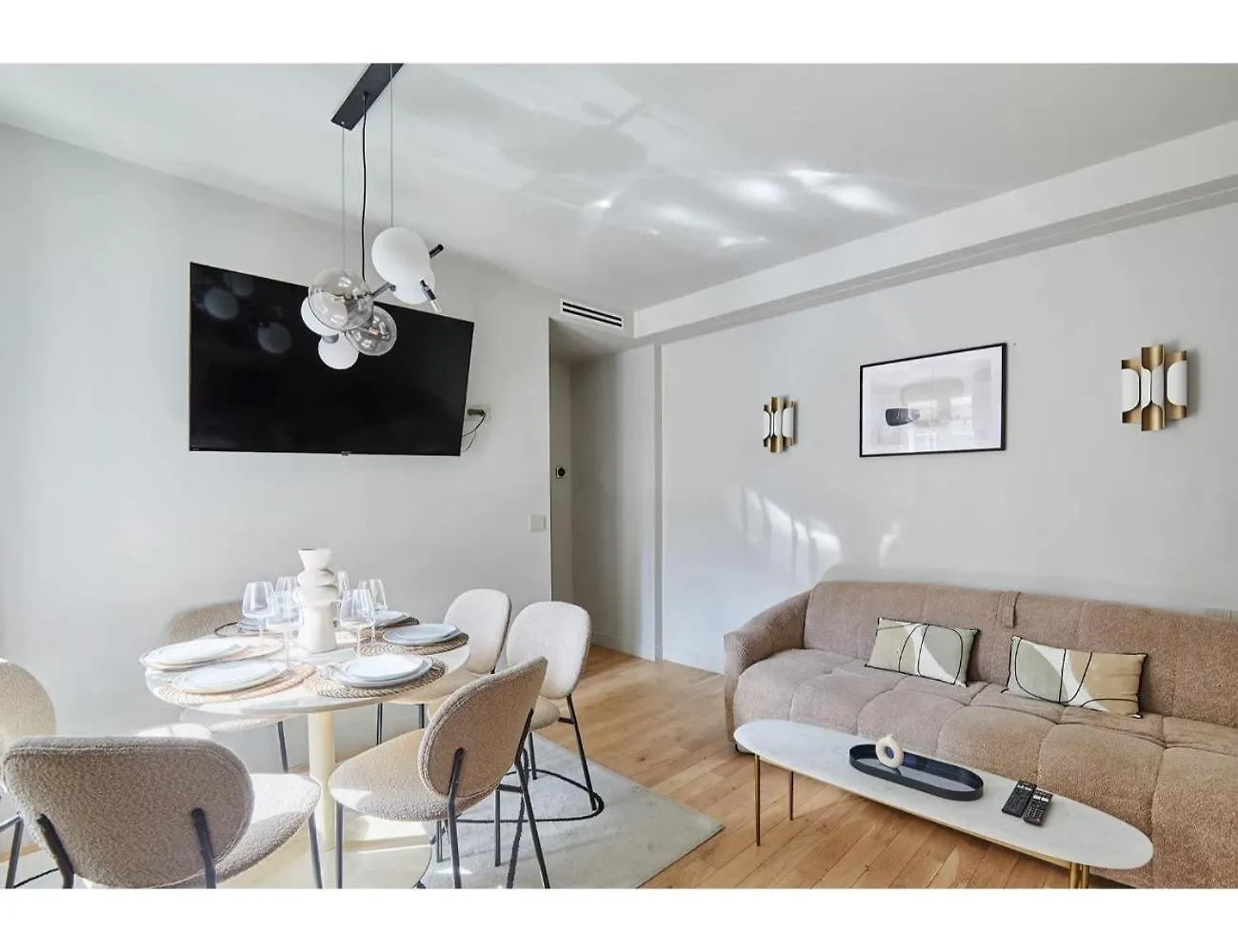 Cosi Apartment Bastille - Le Marais パリ